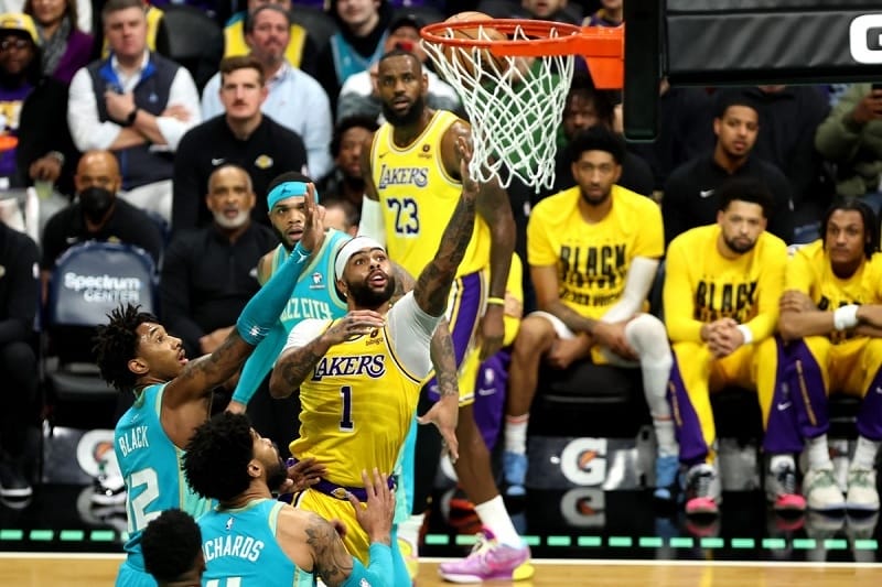 Lakers ca khúc khải hoàn
