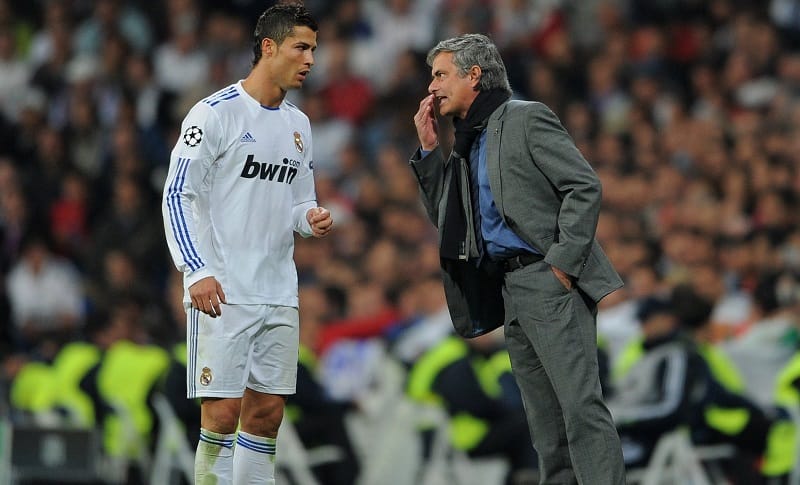 Mourinho thích thú kể lại khoảnh khắc bị Ronaldo ‘cãi lệnh’
